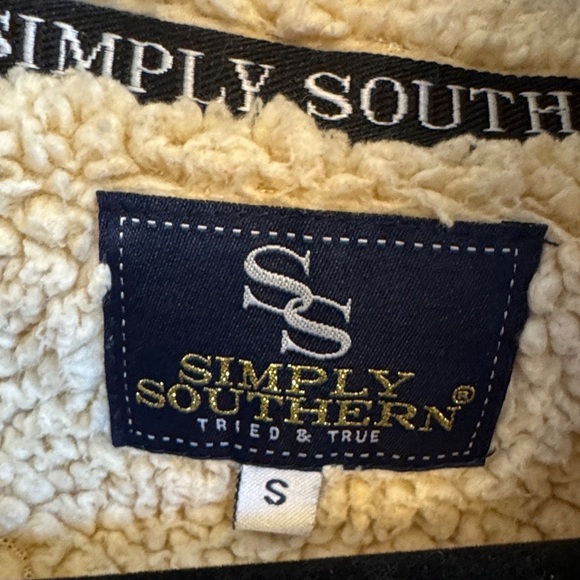Simply Southern Cream Fleece Quarter-Zip Pullover - Picture 3 of 6